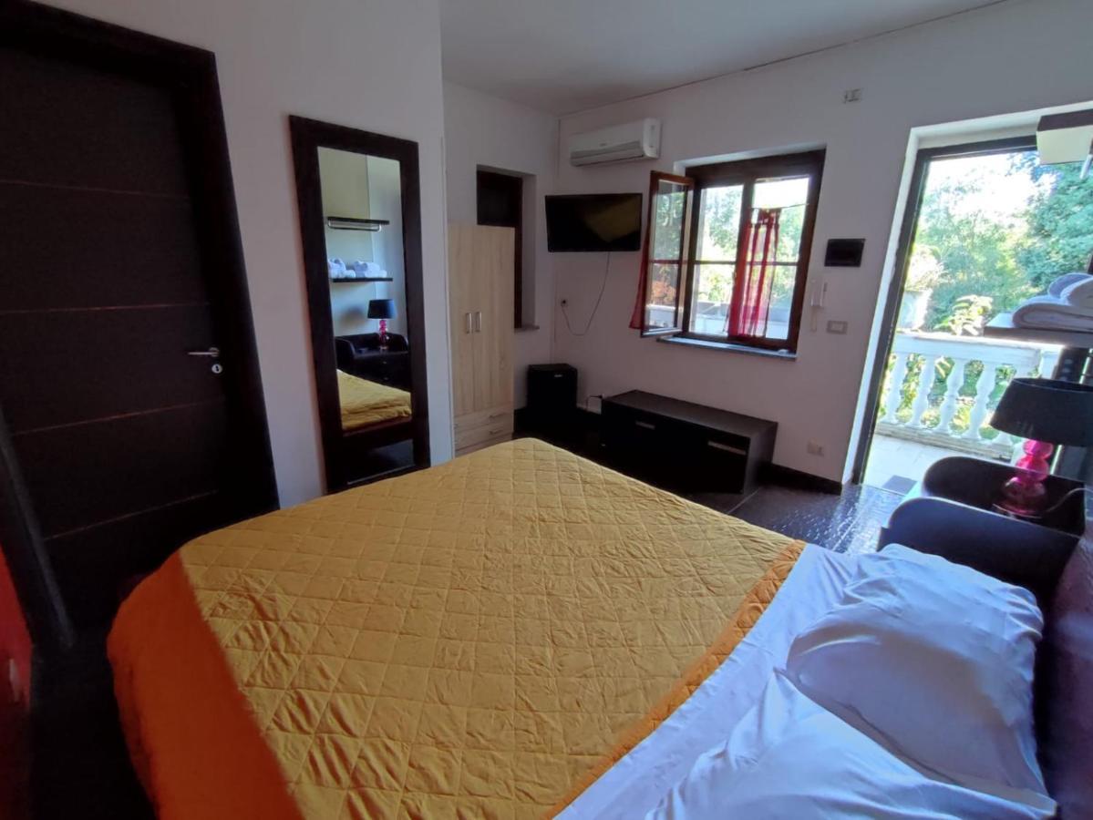Bed and Breakfast Parco d'Arte AltArt Rende Esterno foto