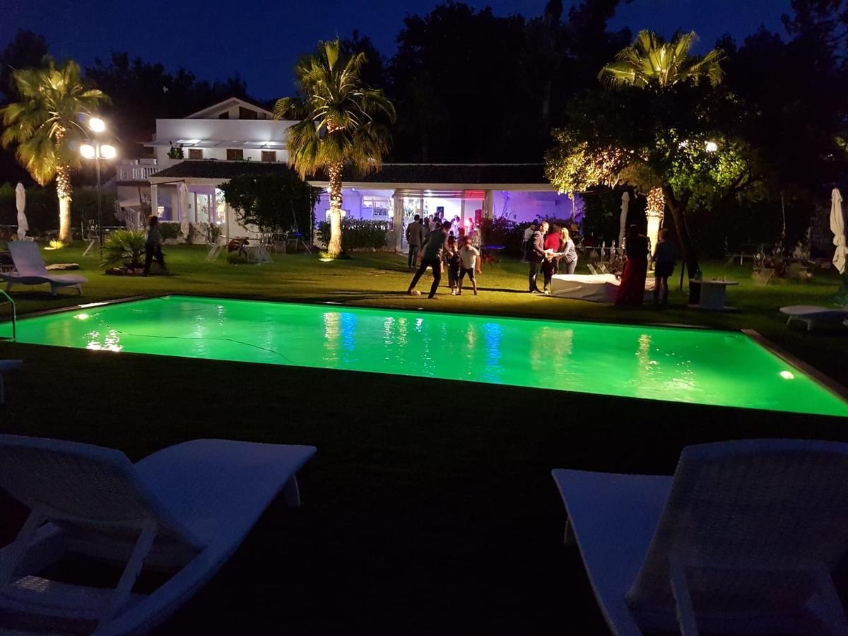 Bed and Breakfast Parco d'Arte AltArt Rende Esterno foto