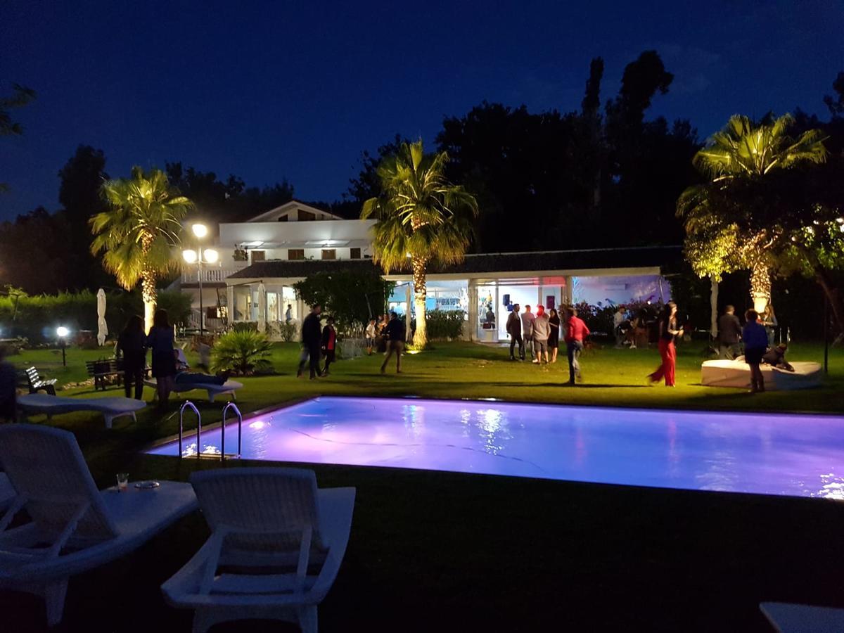 Bed and Breakfast Parco d'Arte AltArt Rende Esterno foto